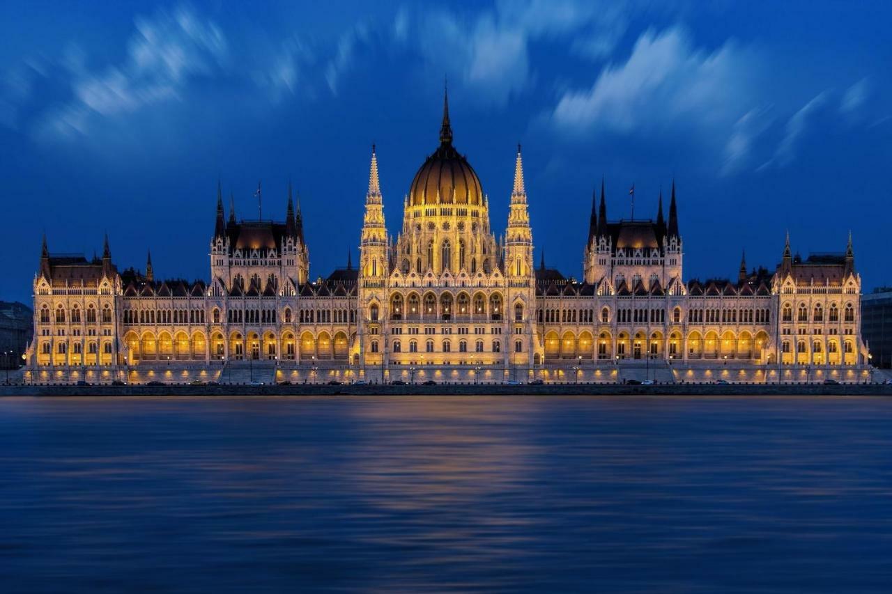 Heart Of The City, Entire Very Big Apartment Budapest Ngoại thất bức ảnh