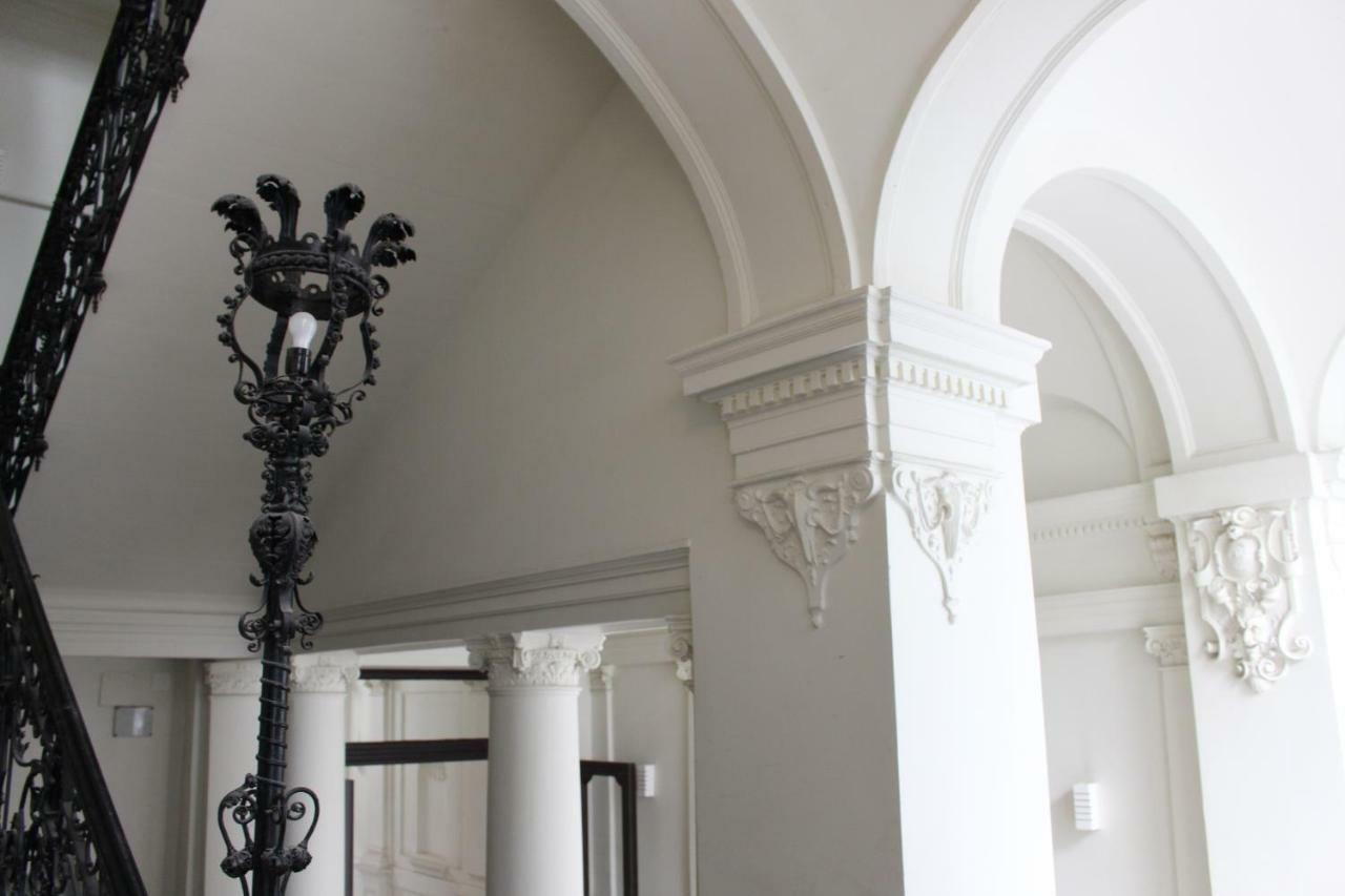 Heart Of The City, Entire Very Big Apartment Budapest Ngoại thất bức ảnh